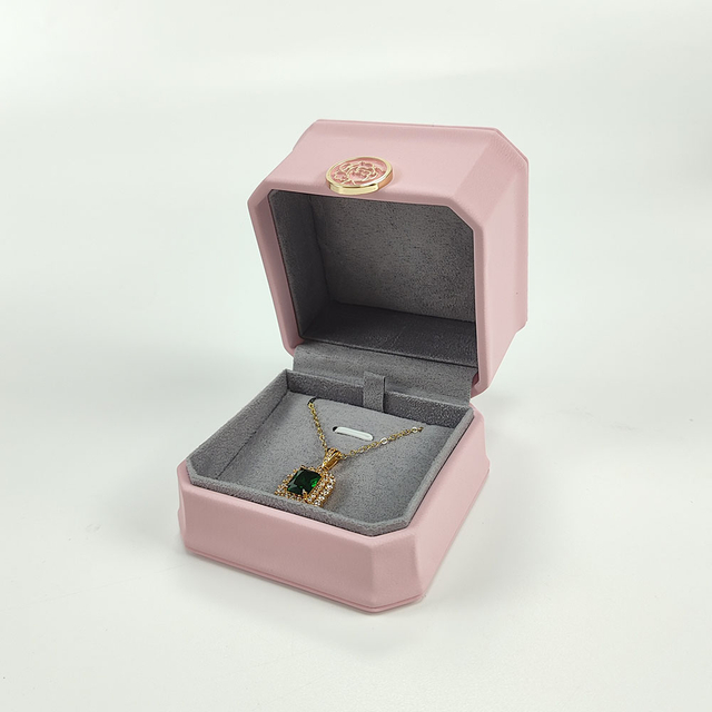 Deluxe Customized Pendant Jewelry Box